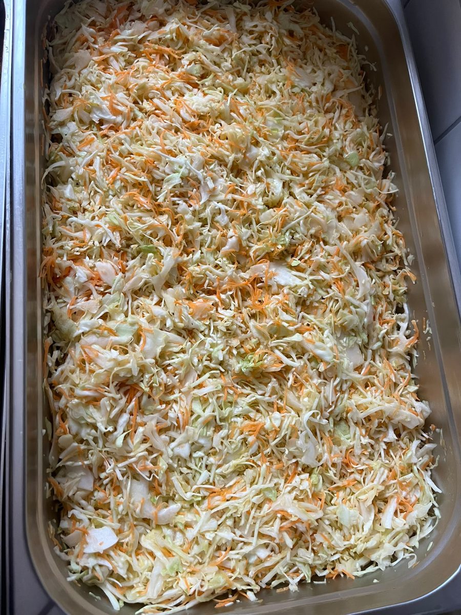 Cristina Victoria - Catering - Warme Speisen, krautsalat