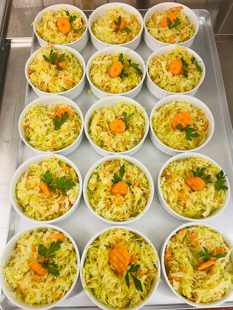 Cristina Victoria - Catering - Warme Speisen, reissalat-schalen